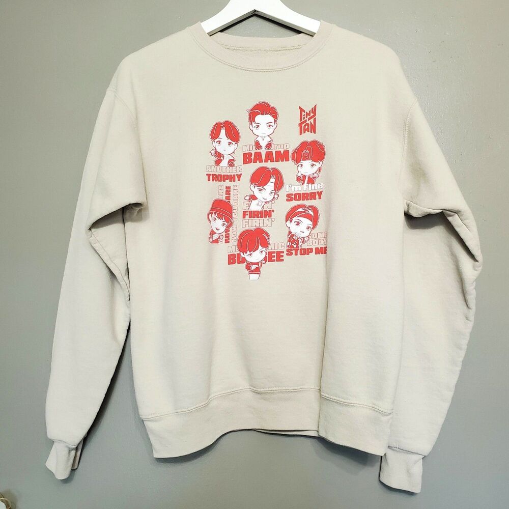 TinyTan Sweatshirt Unisex Size Small Beige Inspired By BTS Hot Topic Exclusive
